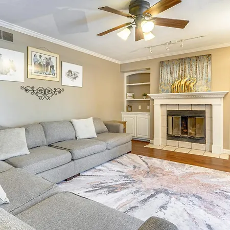 8 Mi To Dtwn Family-Friendly Home In Fort Wayne!